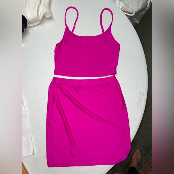 SHEIN Pink Fuscia Two Piece Skirt Set - Picture 2 of 5